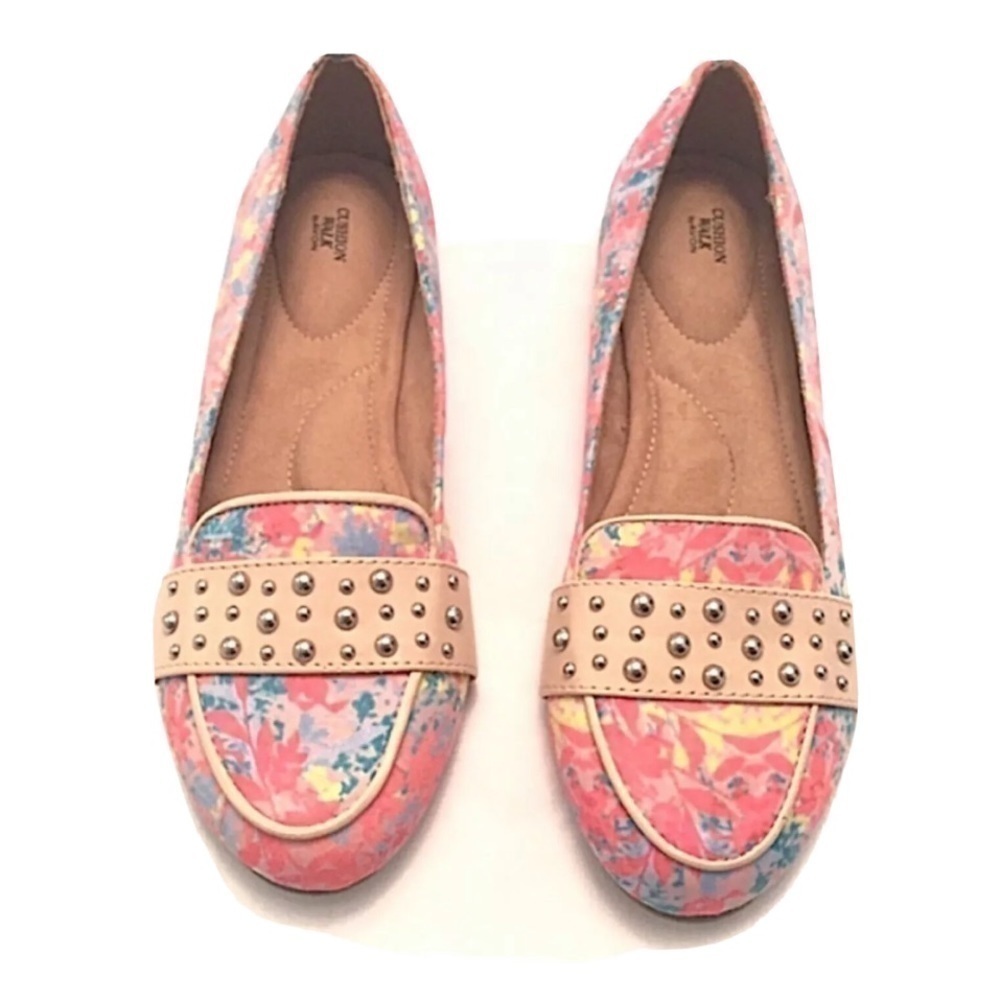 🆕 Avon pink floral studded Cushion Walk co…